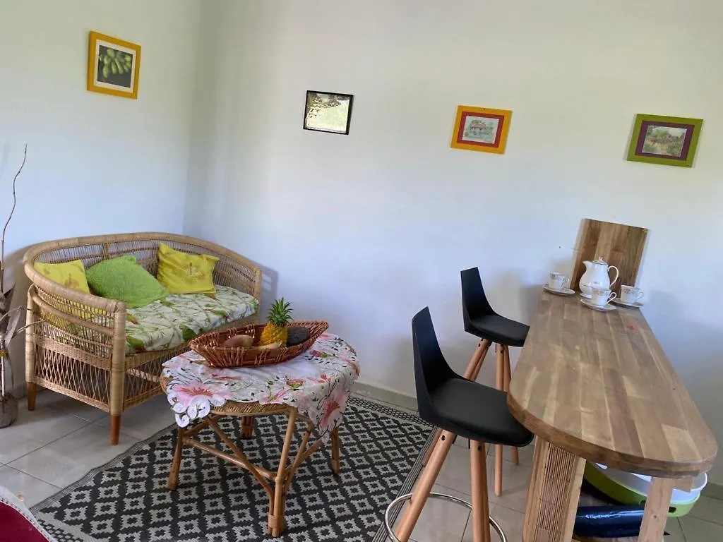 Coquillages Des Iles Et Ti-Sicrier Apartment Le Moule